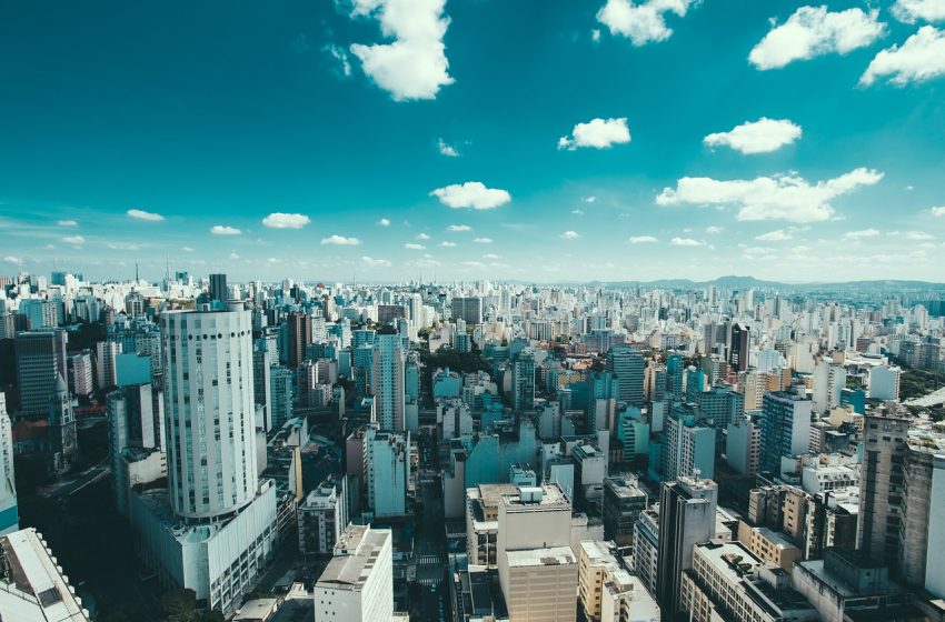  População brasileira chega a 213,3 milhões de pessoas em 2021